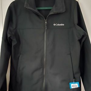 New Columbia Men Black Softshell Jacket size M NWT